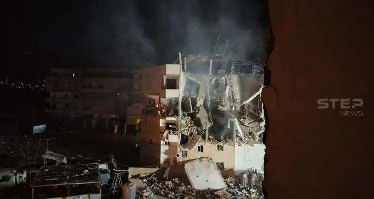 جانب من الدمار الهائل الذي خلفته الغارات الجوية الإسرائيلية على بلدة طيردبا بقضاء صور جنوب لبنان.