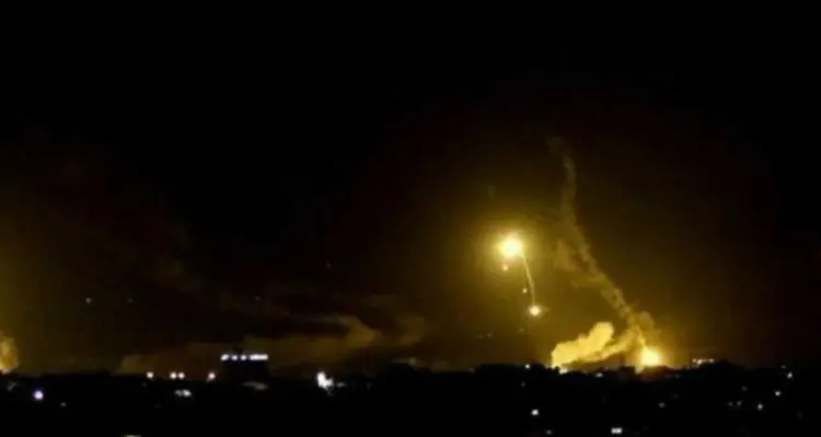 بالفيديو|| سقوط عدّة صواريخ قرب مطار أربيل الدولي وأنباء عن وقوع إصابات: أخبار