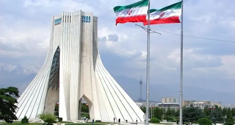 حادثة مفتعلة عشية تنصيب الرئيس الإيراني.. الخارجية الإيرانية تتبرأ مما وجه إليهم من تهم: أخبار