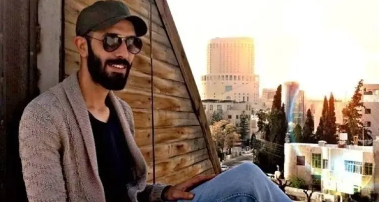 عشيرة الصحفي الأردني المعتقل بسوريا "الغرايبة"، تحمّل الأردن المسؤولية وتدعو لاعتصام: أخبار