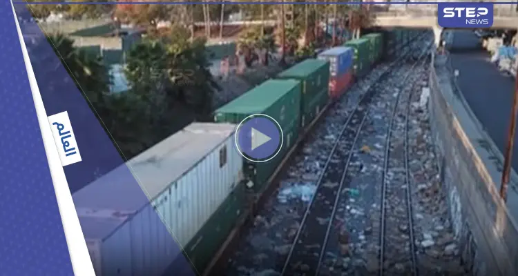 بالفيديو|| لصوص يسرقون البضائع الأمريكية من القطارات والخسائر بالملايين لأهم الشركات العالمية: أخبار