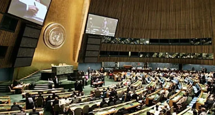 مجلس حقوق الإنسان في الأمم المتحدة ينهي تفويض محققيه الدوليين في جرائم الحرب باليمن: أخبار