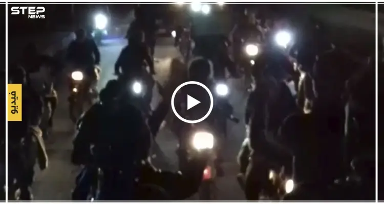 خروج مظاهرة في بلدة المزيريب بدرعا تطالب بإخراج المعتقلين وطرد الميليشيات الإيرانية من الجنوب: أخبار