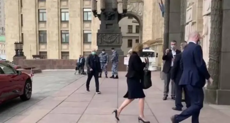 الخارجية الروسية تستدعي السفيرة البريطانية لدى موسكو.. إليك التفاصيل: أخبار