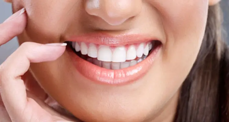 تفسير حلم سقوط الاسنان في المنام بالتفصيل لأبن سيرين: أخبار