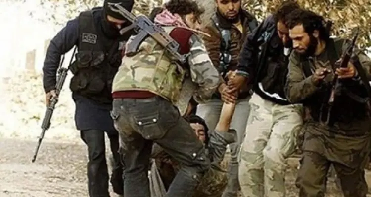 اشتباكات وتفجير وسط مدينة إدلب، والتفاصيل!؟: أخبار