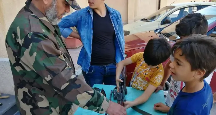 "كتائب البعث" تدرب أطفالًا على السلاح في السويداء (صور): أخبار