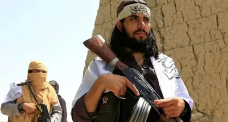 القوات الحكومية في أفغانستان تعلن عن تحرير 24 معتقلاً من حركة طالبان: أخبار