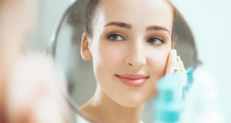 كيفية العناية بالوجه يوميا قبل النوم.. 10 نصائح تعطي نتائج مذهلة: أخبار