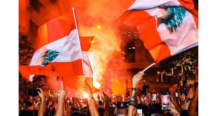 بالفيديو|| تظاهرات بقلب العاصمة تصعّد الهتاف ضدّ إيران وميليشيا حزب الله بذكرى انفجار مرفأ بيروت: أخبار