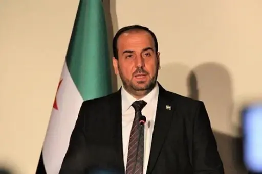 بعد دعوة بيدرسون لخطوة جديدة بشأن سوريا.. رئيس الائتلاف يغرّد بالروسية ويتحدث عن "خطرٍ حقيقي": بيدرسون