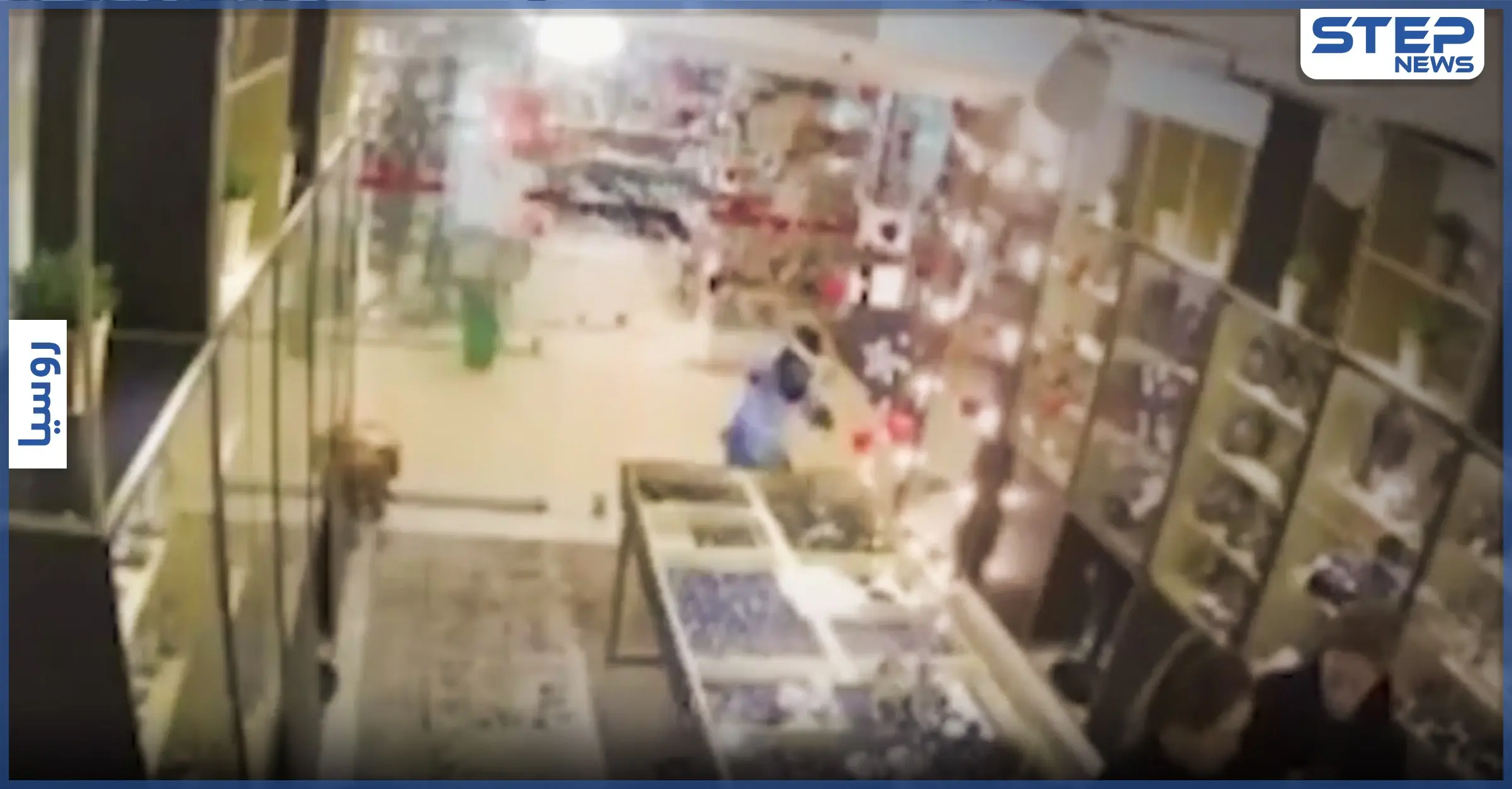 لجذب الزبائن.. أطفال متنكرين بزي "أحادي القرن" يقتحمون متجر مجوهرات والشرطة تكشف السر: وحيد القرن