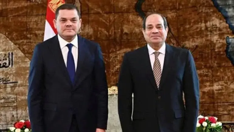 رئيس الحكومة الليبية يصدر أول قراراته والرئيس المصري يهاتفه: الرئيس المصري