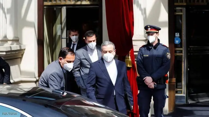 حسم المفاوضات في الملف النووي الإيراني خلال 7 أيام والوفود تعود لبلادها لإجراء مشاورات: فيينا