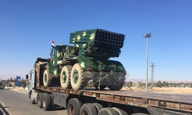 بينها راجمات صورايخ.. النظام السوري يستقدم تعزيزات ضخمة إلى درعا والمفاوضات لطريق مسدود: درعا