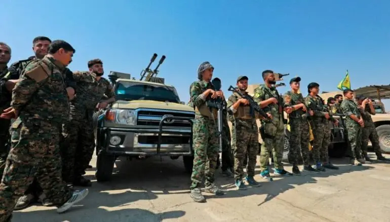 قسد تحدد استراتيجيتها الجديدة في حربها ضد داعش، وفرنسا متخوفة على مصير الأكراد.: الأكراد