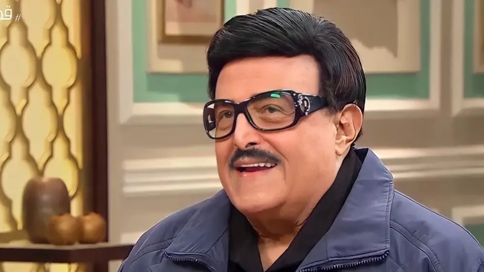 وفاة الفنان المصري سمير غانم بفيروس كورونا عن عمر ناهز 84 عاماً.. تعرف على أبرز محطاته الفنية: فنان مصري شهير