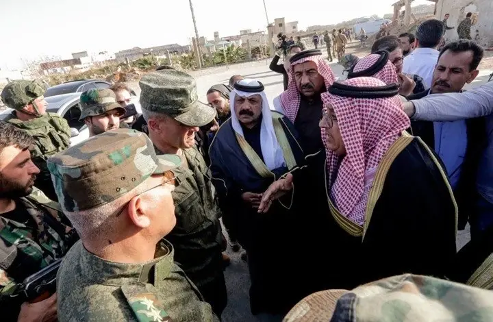 النظام يجتمع مع ممثلي عدد من العشائر الموالية له، والأخيرة تؤكد تمسكها بحكومة الأسد: اجتماع