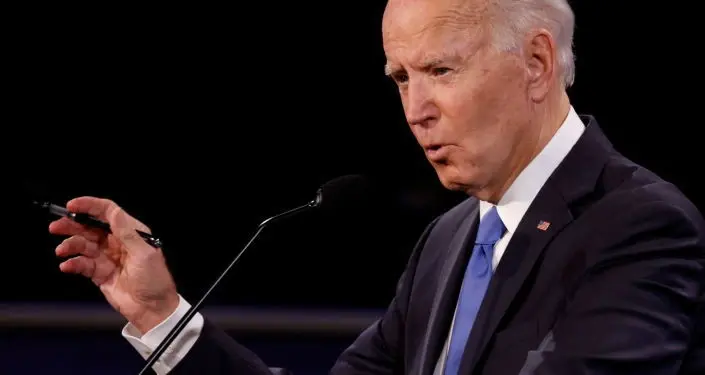 بايدن يصف انتشار السلاح في بلاده بــ"الوباء".. ويطالب المدعي العام بإعداد خطة للحد منه: مؤتمر صحفي