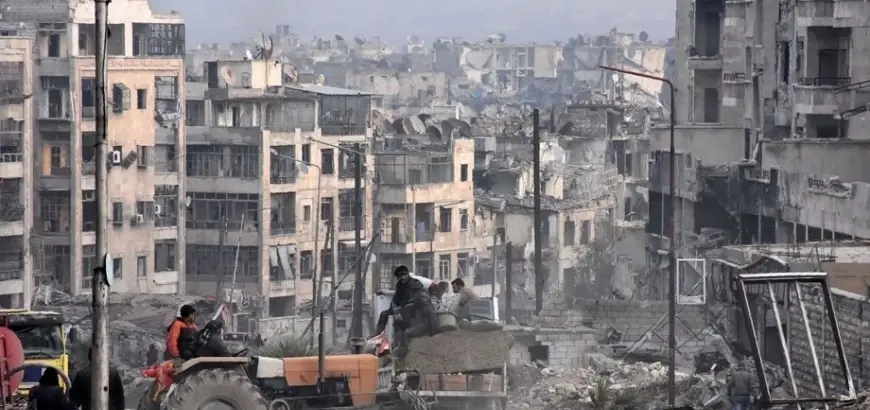 النظام يُقرّر إخلاء الأبنية المهددة بالانهيار في مدينة حلب: مدينة حلب