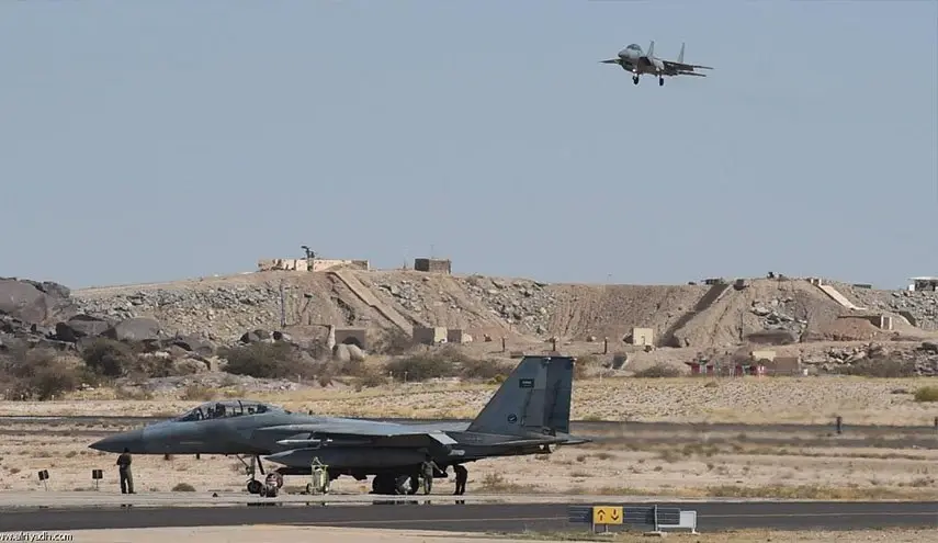 جماعة الحوثي تعلن استهدافها مواقع سعودية عسكرية بطائرة مفخخة وتحقيق إصابات: خميس مشيط