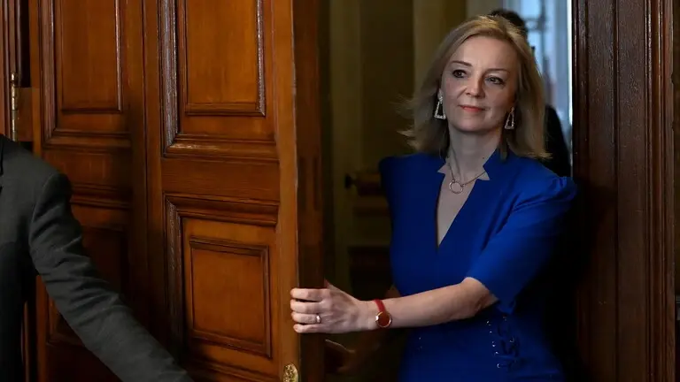 بريطانيا تعطي إيران "الفرصة الأخيرة" للعودة إلى الاتفاق النووي: المحادثات النووية