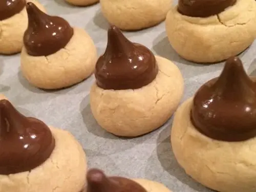 طريقة عمل الغريبة الناعمة بخطوات سهلة وسريعة: طريقة عمل غريبة الكاسترد