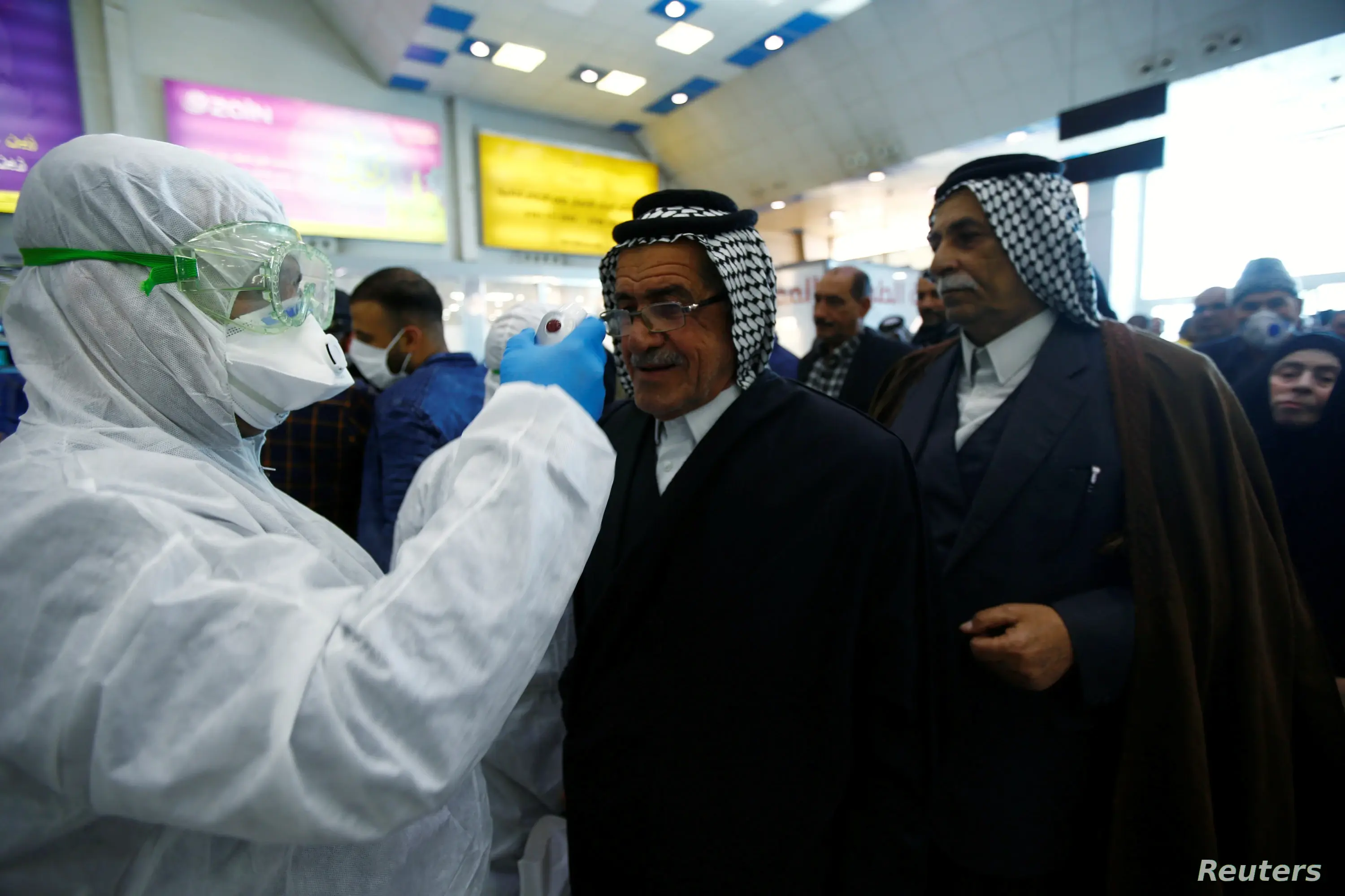 وزارة الصحة العراقية تتحدث عن وضع كارثي قادم وتفرض حظراً للتجوال: كورونا