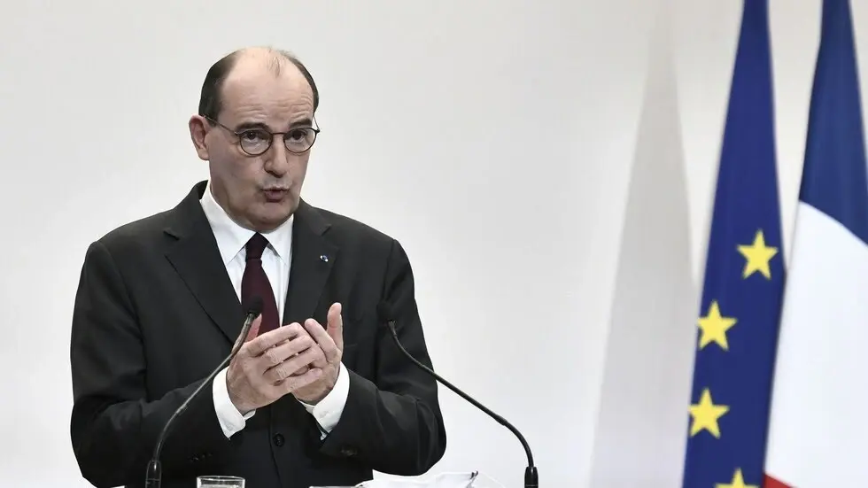 رئيس الوزراء الفرنسي يعلن إغلاق العاصمة باريس ومناطق أخرى لمدة شهر: رئيس الوزراء الفرنسي