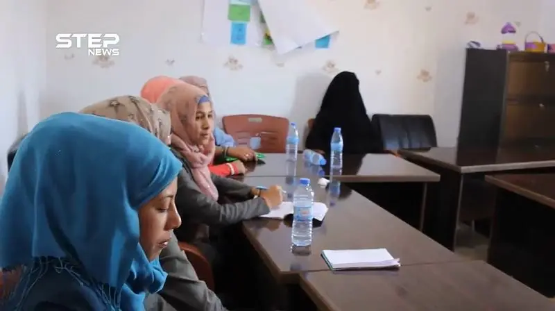 شاهد مركز بصمات يساعد على دعم المرأة مهنياً و نفسياً لمواجهة ضغوطات الحياة في ظل الحرب: سلايد رئيسي