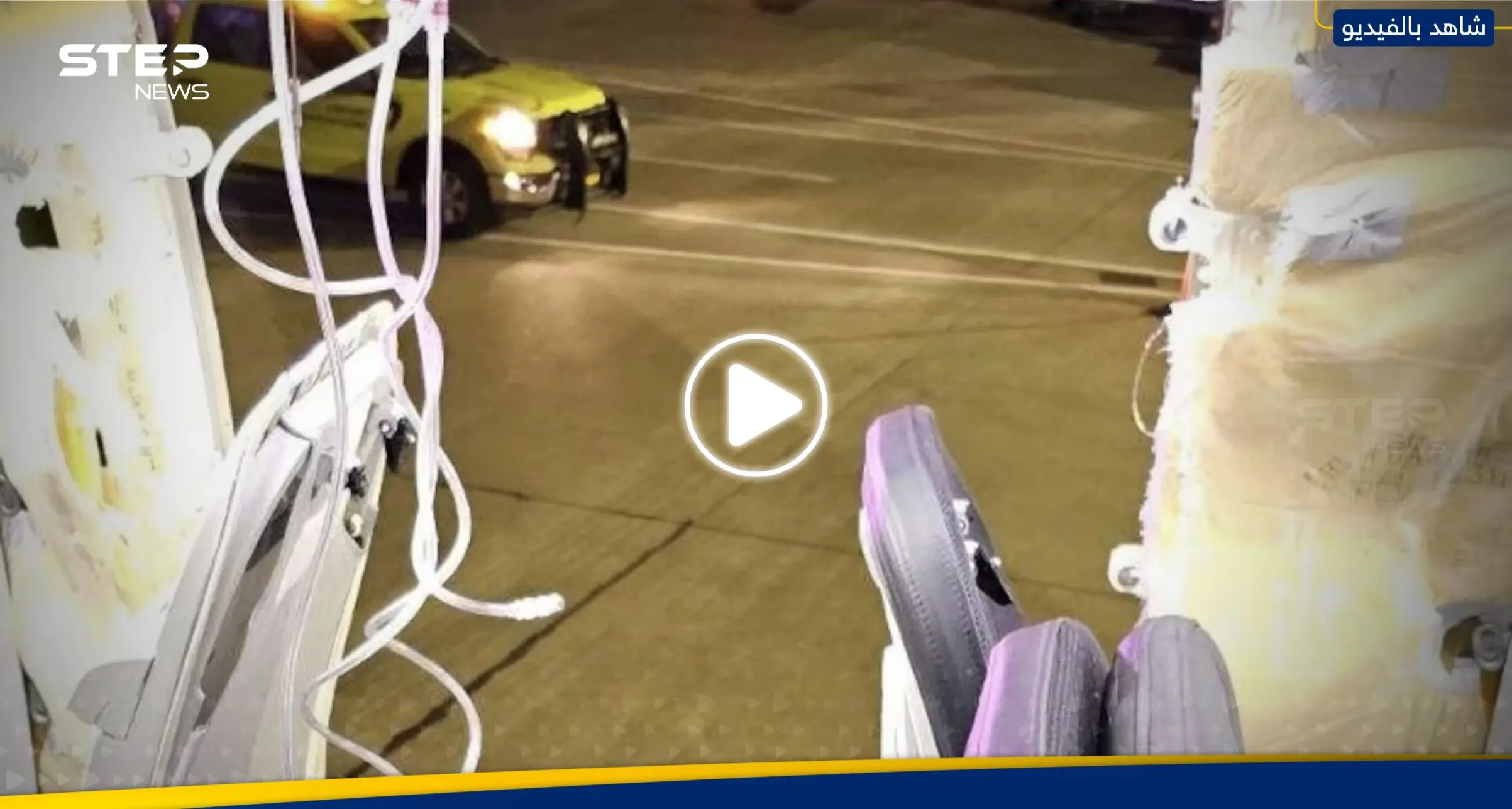 شاهد|| انفجرت نافذتها بالجو.. طائرة ركاب تضطر للهبوط اضطرارياً: طائرة ركاب