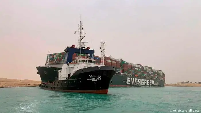 مالك السفينة "إيفر جيفن" يرفع دعوى ضد هذه الجهة لجنوحها في قناة السويس: إيفر غيفن