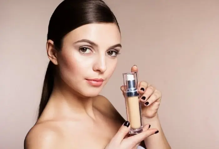 افضل انواع كريم الاساس للعرايس.. 5 كريمات تعطي إطلالة رائعة: العناية بالبشرة