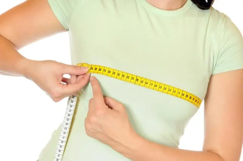 تجميل الصدر لدى النساء..الأسباب والأنواع والتكلفة مع المخاطر والآثار الجانبية: شد الصدر