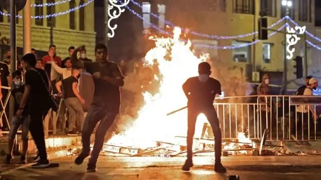 أول تصريحين مؤيدين لإسرائيل بالقدس.. والجيش الإسرائيلي يعلن استهداف موقعين عسكريين لحماس بغزة: غزة