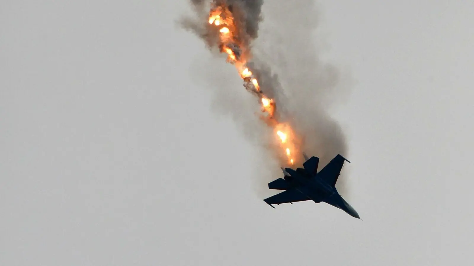 مقتل طيارين اثنين بتحطم مقاتلة إيرانية من نوع F5 جنوبي البلاد: قاعدة دزفول