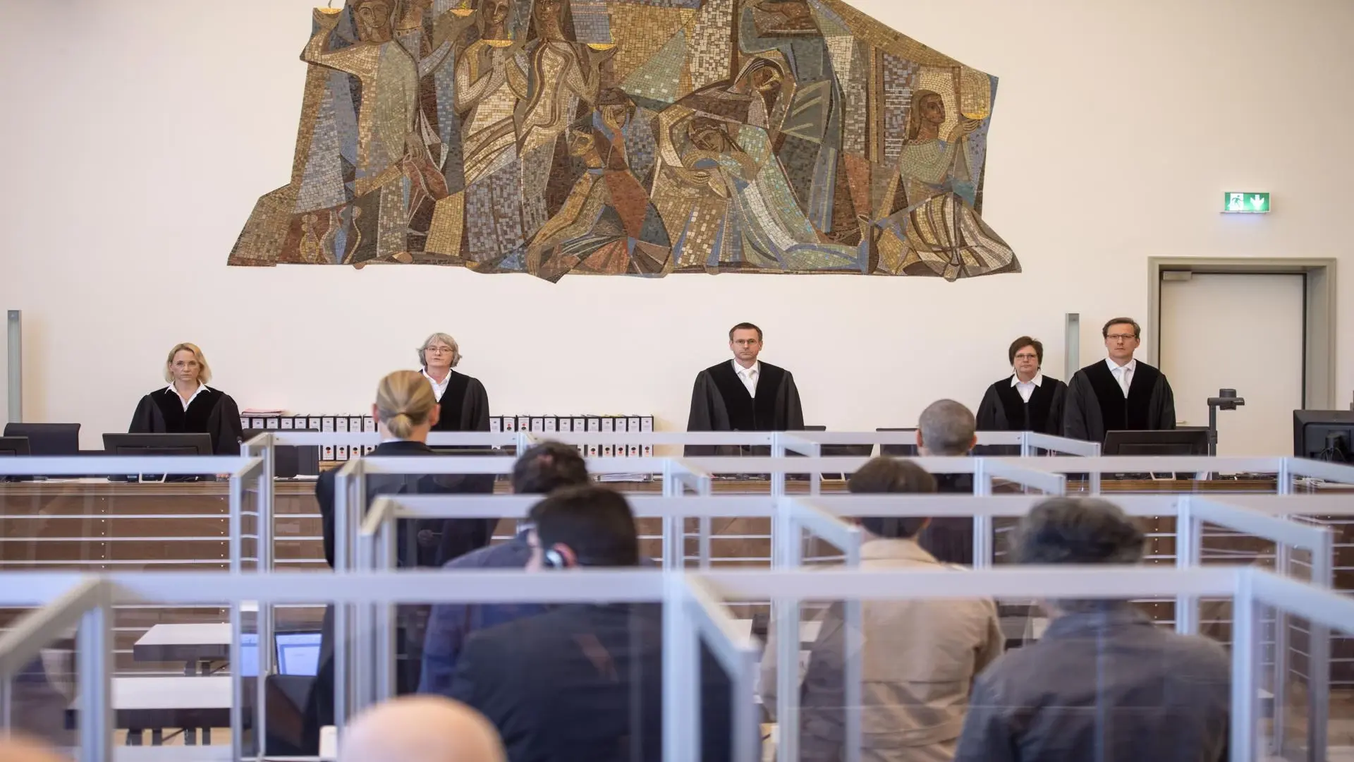 محكمة كوبلنز الألمانية تصدر أول حكم من نوعه ضد ضبّاط من قوات النظام السوري: جرائم حرب