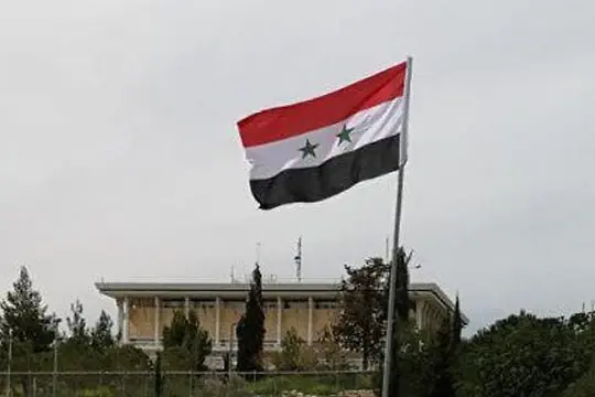 دولة خليجية تعلن أمراً متعلقاً بالنظام السوري.. وتتحدث عن إمكانية عقد اتفاق سلام مع إسرائيل: دولة خليجية