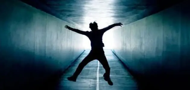 السقوط في المنام وتفسير هذا الشعور وجميع التفاصيل: السقوط في المنام