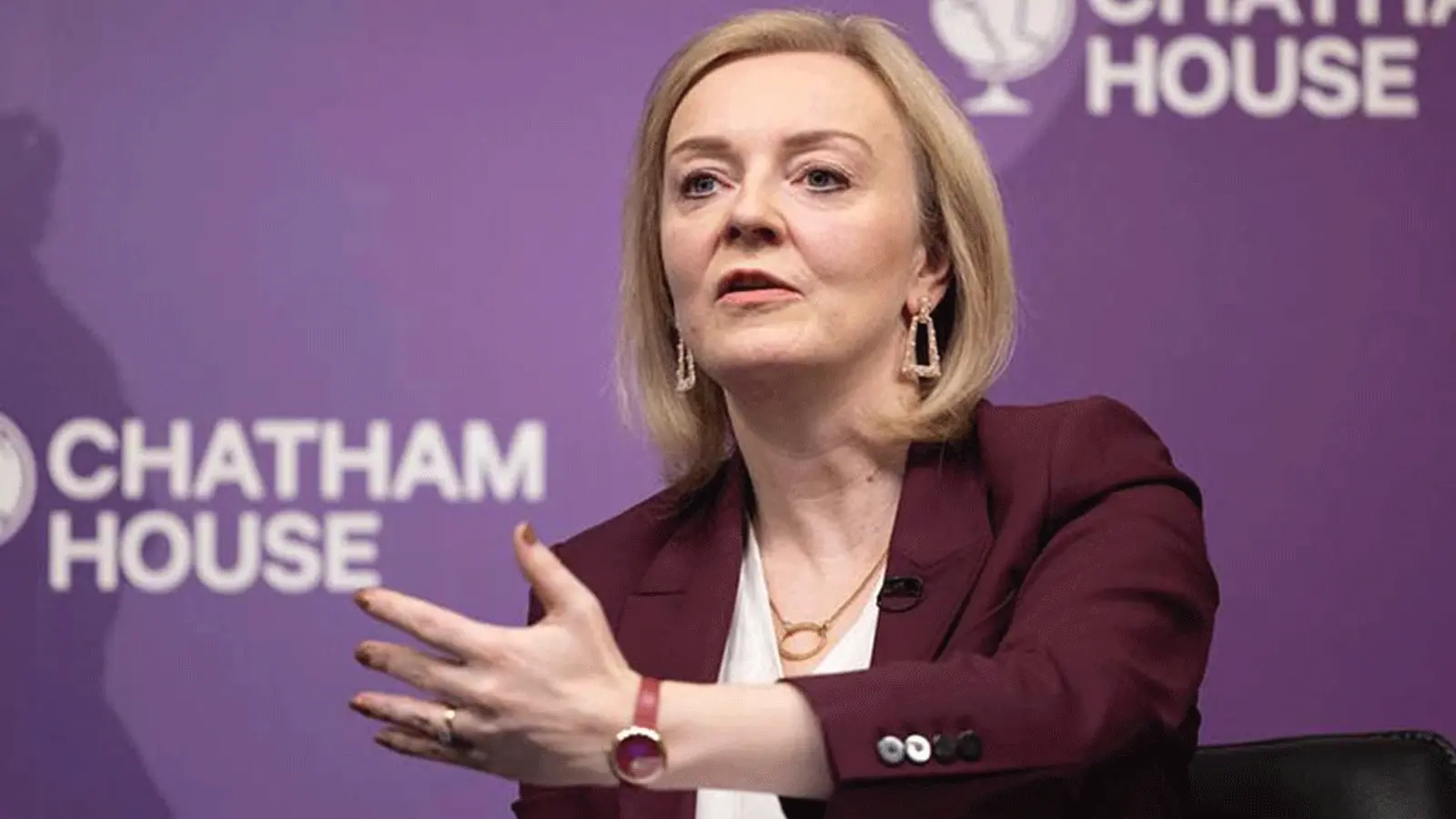 بريطانيا تهدد روسيا بدفع ثمن باهظ في حال قررت مهاجمة أوكرانيا: بريطانيا