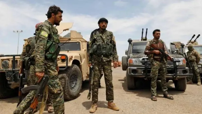 استئناف المعارك بين داعش وقسد، والأخيرة تحرق شقيقين وهما على قيد الحياة!!: الباغوز