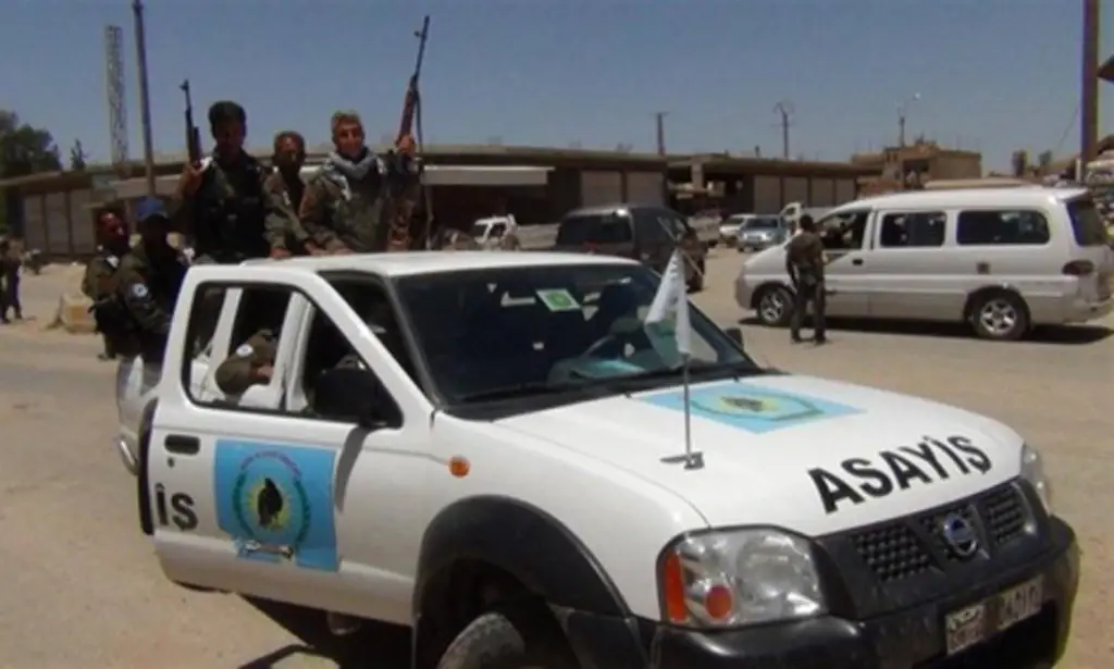 "الأسايش" تُمدد حظر التجول في ريف الرقة الغربي وتعتقل أحد شيوخ عشائر المنطقة: الأسايش