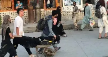 تفجيرات مطار كابل تتسبب بتأجيل اجتماع بايدن وبينيت.. بريطانيا تدعو لاجتماع طارئ وفرنسا تسحب سفيرها: خبر عاجل