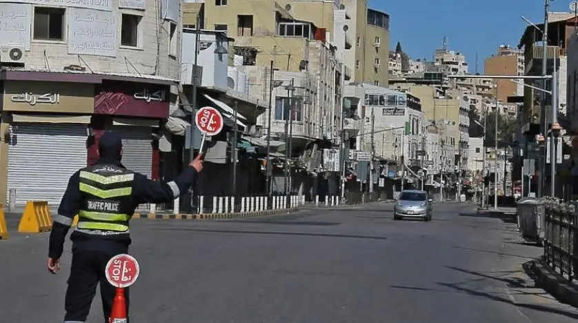 الأردن يطبق إجراءات جديدة تخص التجوال والتنقل داخل المملكة.. وهؤلاء الأشخاص فقط مستثنون من القرار: كورونا في الأردن