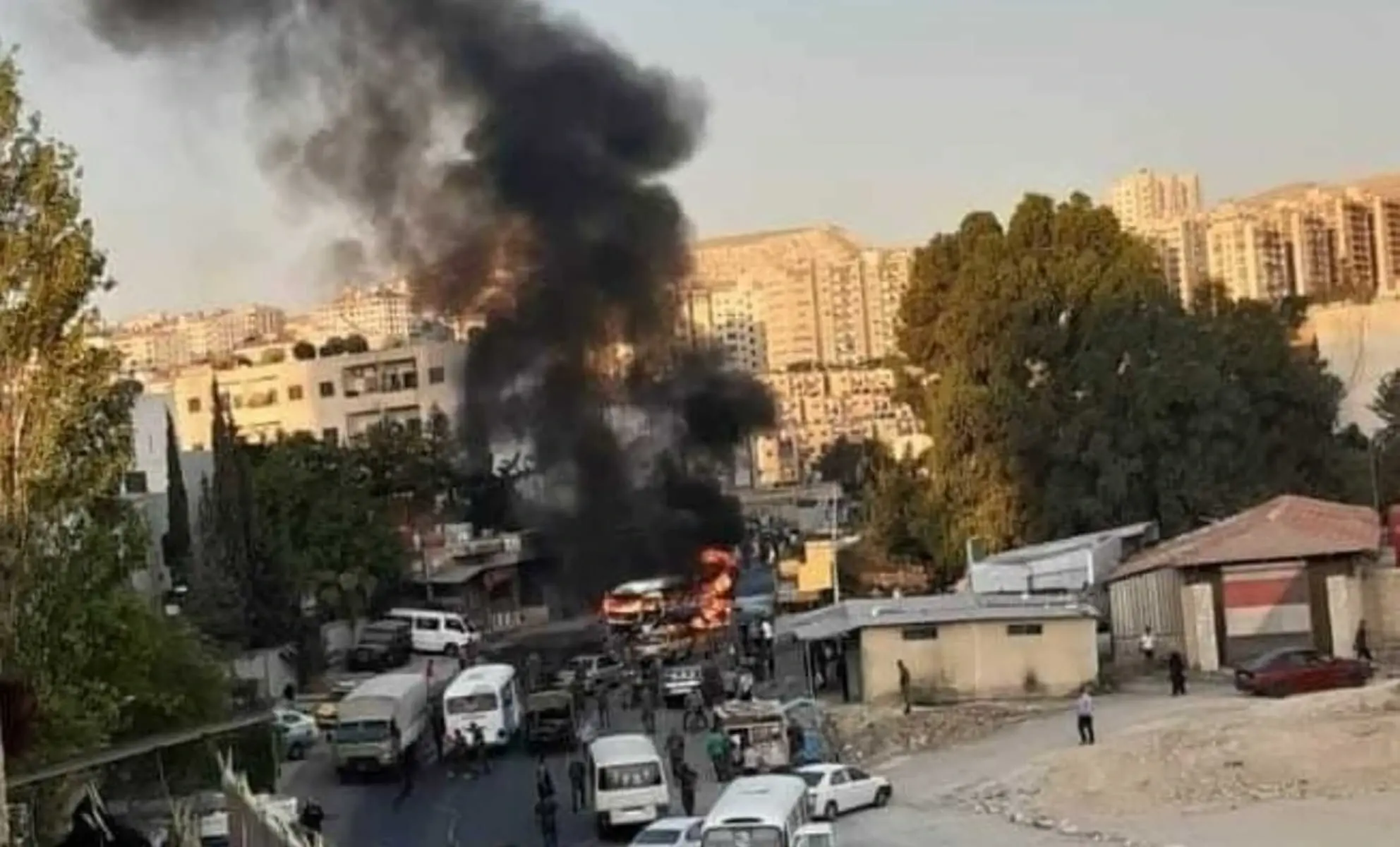 ثاني انفجار في مواقع للنظام السوري بعد تفجير دمشق يوقع مزيد من القتلى: انفجار في دمشق