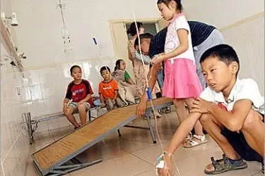 إصابة 16 طفلاً بهجوم بالسلاح الأبيض على روضة للأطفال في جنوب الصين: هجوم مسلح