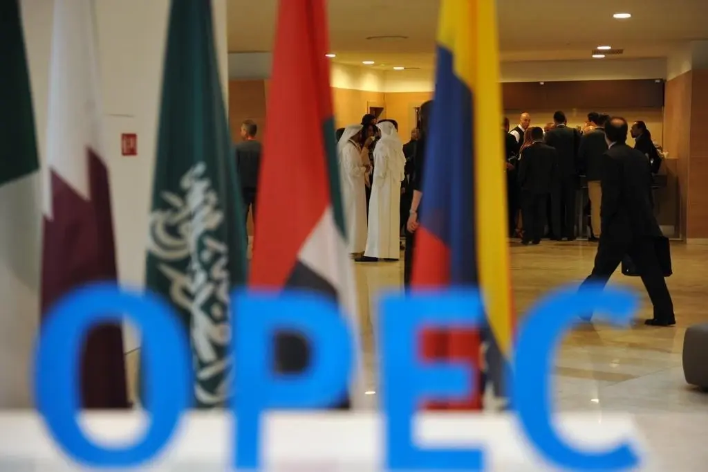 أسعار النفط تقترب من أعلى سعر لها منذ سبع سنوات بسبب إلغاء اجتماع "أوبك بلس": أوبك بلس