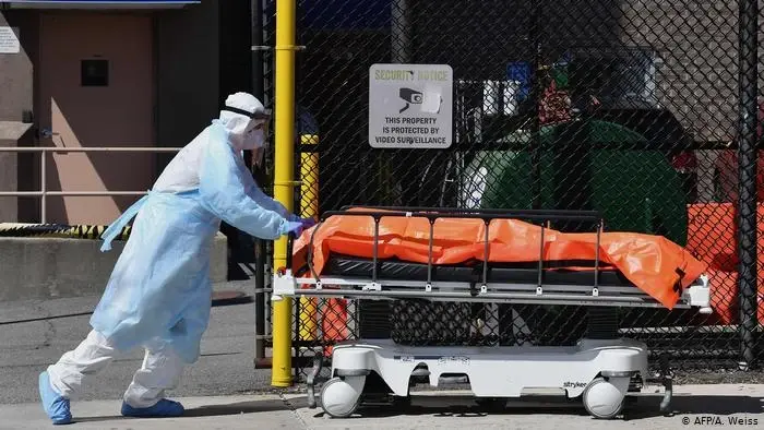 وكالة الأدوية الأوروبية تبدأ بمراجعة سلامة لقاح سينوفاك.. والمعارضة الهندية تدعو لفرض عزل عام في البلاد: المتحور الهندي