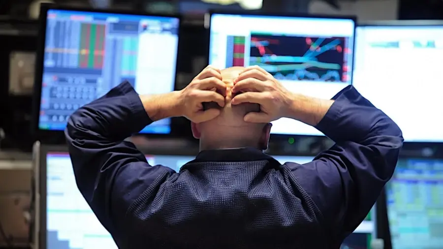 البنك الدولي يكشف عن أسوأ انهيار اقتصادي بالعالم ضمن دولة عربية بالشرق الأوسط ويحذّر: انهيار اقتصادي