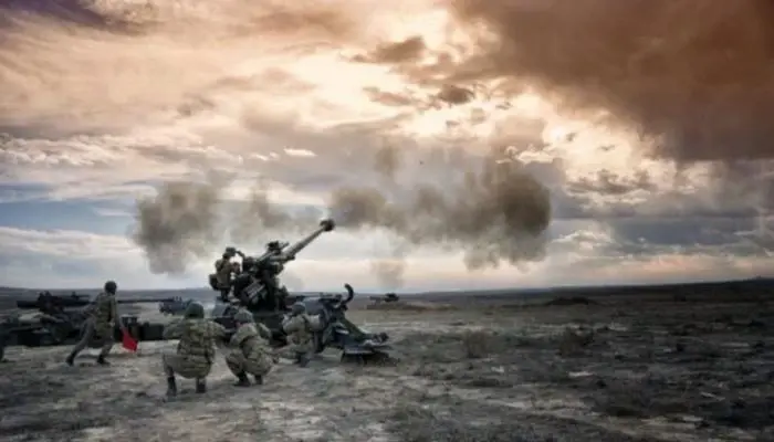 بدأ التمهيد المدفعي.. المعارضة المدعومة تركيّاً تشتبك مع قوات قسد وقوات النظام السوري معاً بالحسكة: القوات التركية